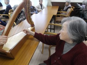 ハープ体験