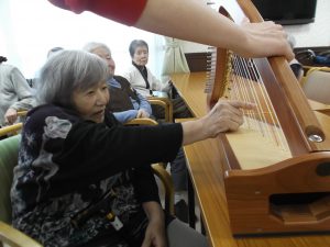 ハープ体験