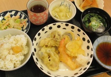 12時～　昼食開始のイメージ